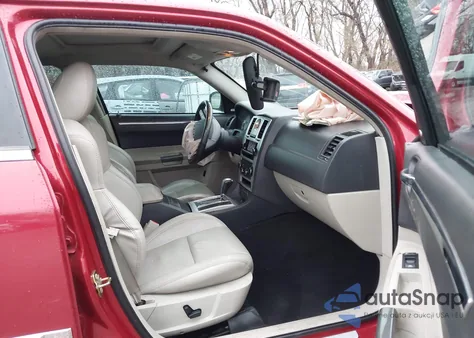 2006 Chrysler 300C z USA, uszkodzony, nr VIN 2C3KA63H06H489955